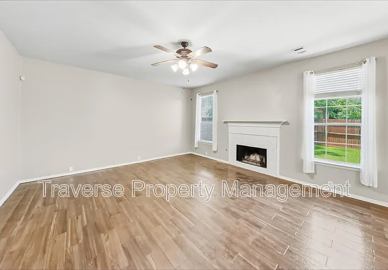 8440 Asheville Ln — Photo 6