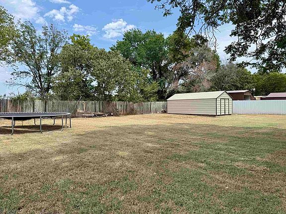 4th image of 282962 E 1800th Rd