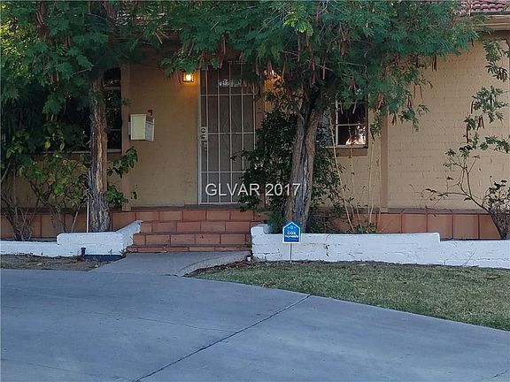 2nd image of 1140 Hillside Pl #0