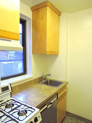 Rented by Manhattan Spaces | media 9