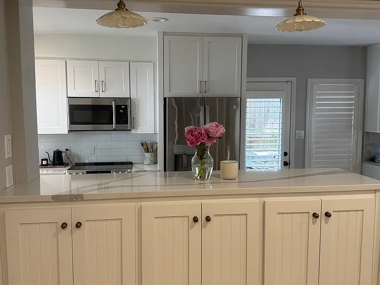 3709 Meredith St — Photo 9