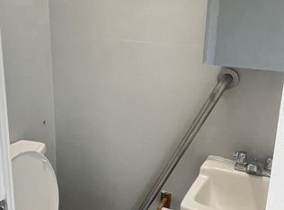 2949 Glenview St #1, Philadelphia, PA 19149