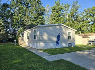 61 S Whispering Ln #237, Hamburg, NY 14075