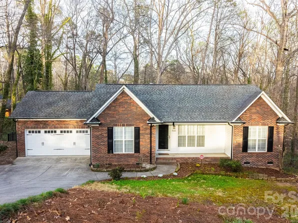 632 Todd Dr NE, Concord, NC 28025