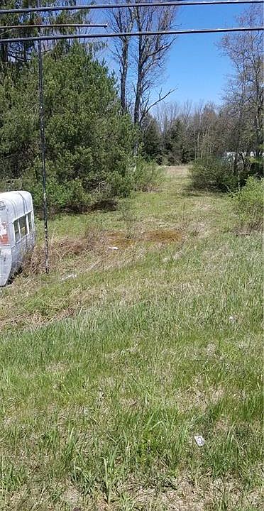 2nd image of 1716 State Route 52