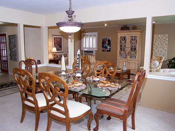 5th image of 37 Summerfield Dr