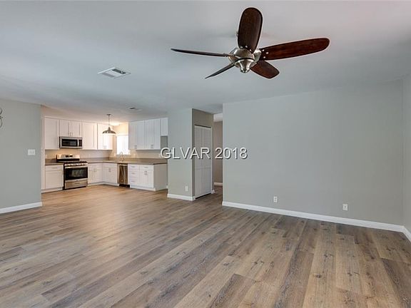 5th image of 7600 Ducharme Ave