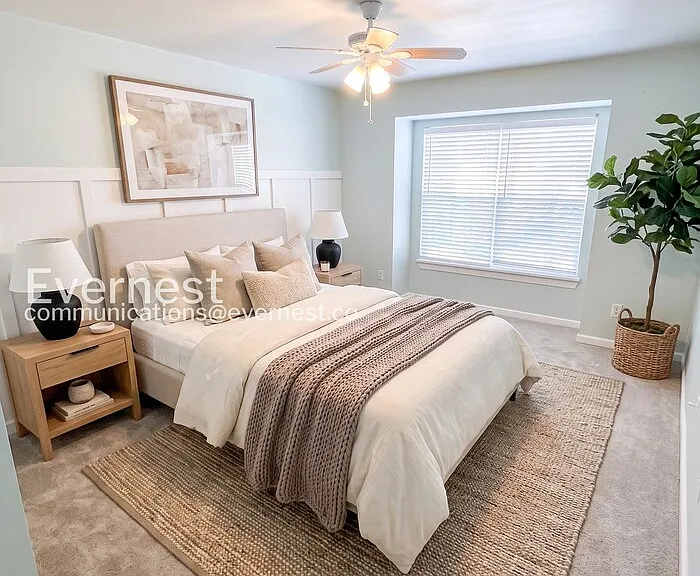 129 Royallbrook Ln — Photo 3