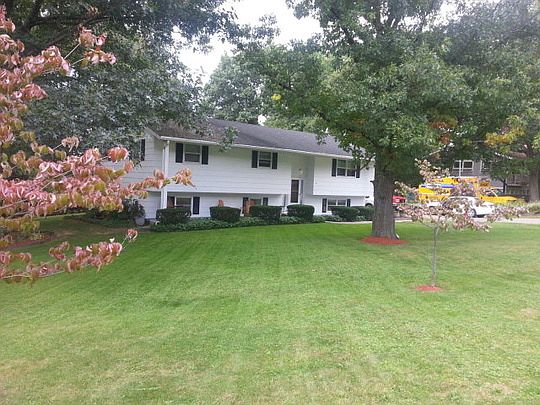 1st image of 41 Sandys Ln