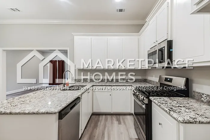 569 Silver Hill Dr — Photo 10