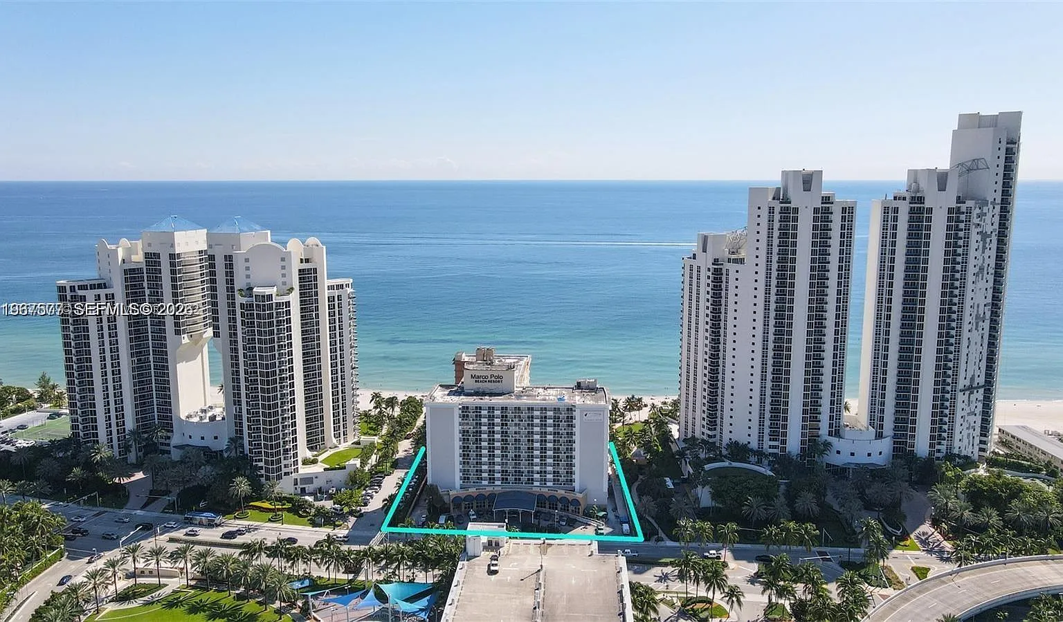 The Aventura Beach Club C — Photo 1