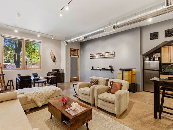 5th image of 1012 Marquez Pl Unit 108A