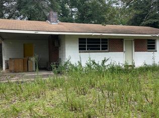 142 Hemlock Rd, Defuniak Springs, FL 32435