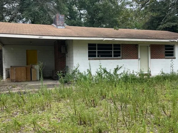 142 Hemlock Rd, Defuniak Springs, FL 32435