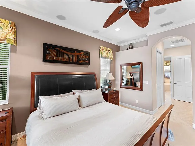 6155 Dogleg Dr — Photo 13