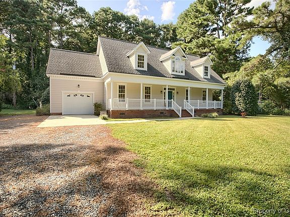 2nd image of 45 Dinwiddie Way