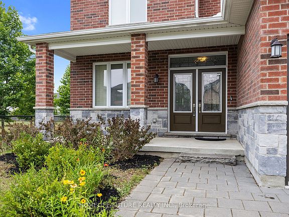 2nd image of 1049 Melsetter Way