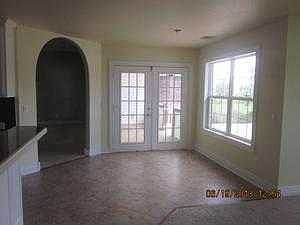 3rd image of 1401 W Coyote Ave