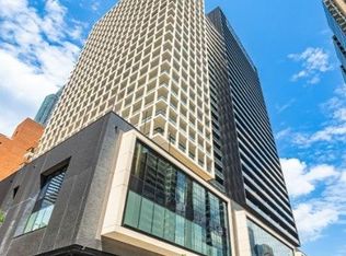 20 Edward St #1017-C01, Toronto, ON M5G 0C5