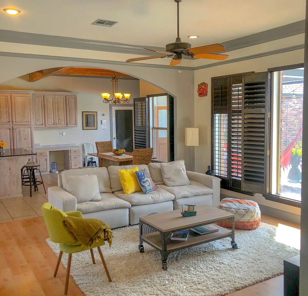3 bed, 1941 sqft, $2,800 — Photo 2