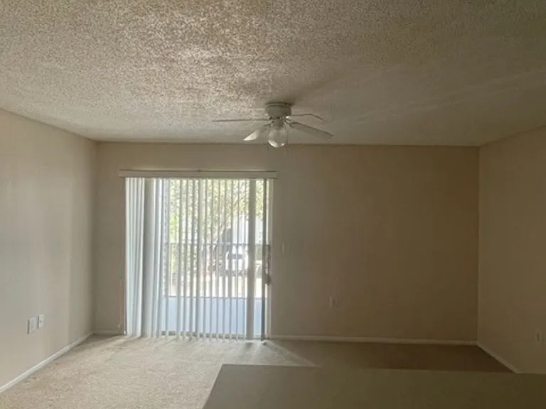1221 Bermuda Lakes Ln #202 — Photo 7