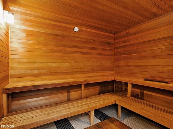 4th image of 505 N Lake Shore Dr APT 1510