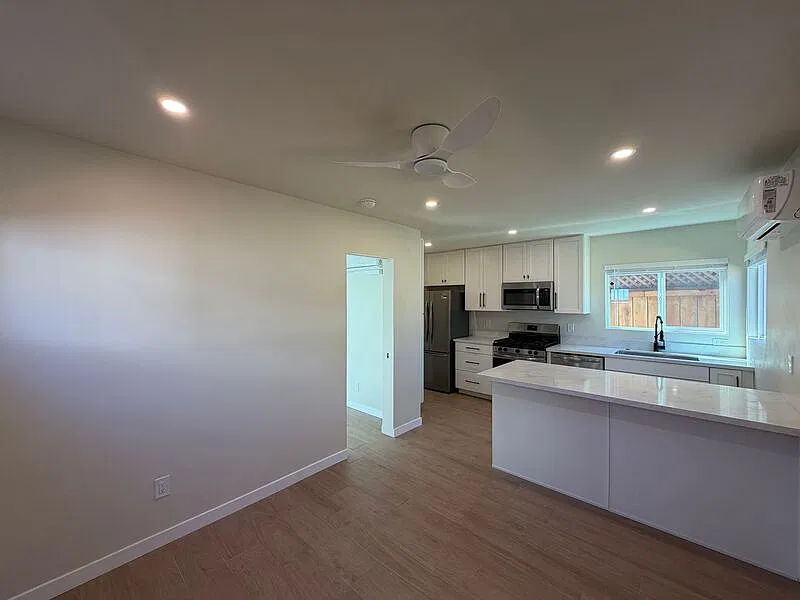 1 bed, 1.0 bath, 400 sqft, $2,195 — Photo 4