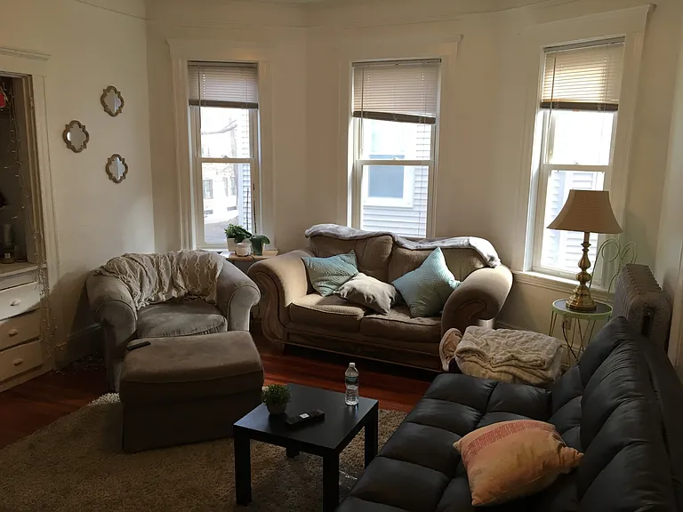 162 Kelton St #1 — Photo 3