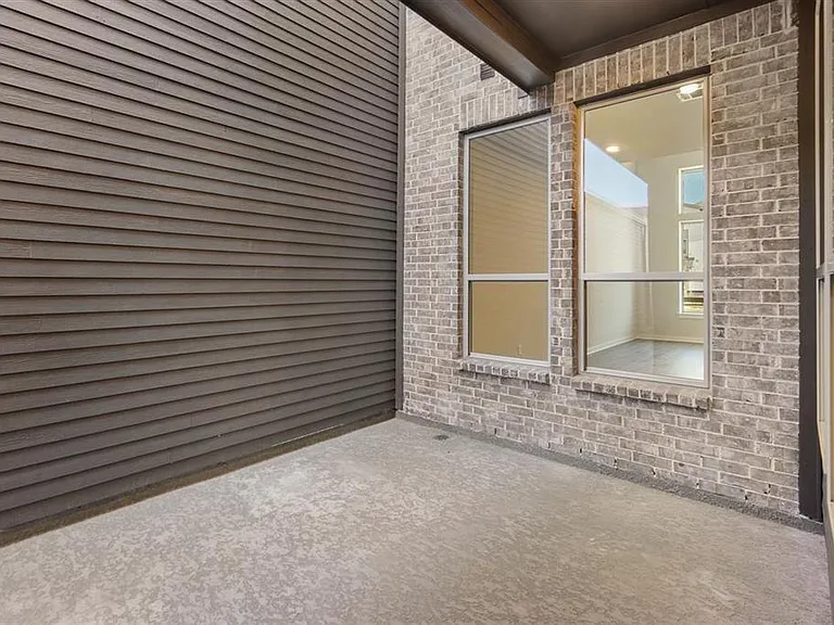 16647 Texas Hill Country Rd — Photo 33