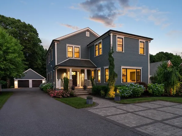 292 High St, Westwood, MA 02090