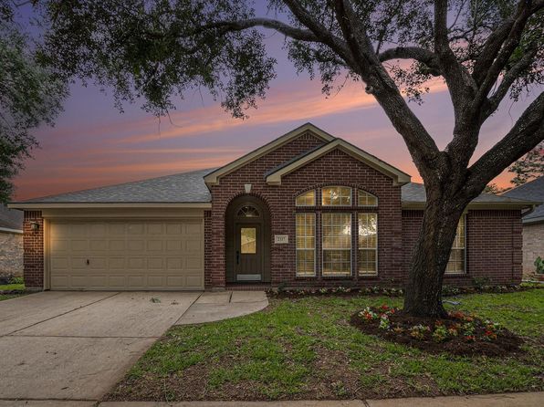 2317 Deerfield Dr, Katy, TX 77493