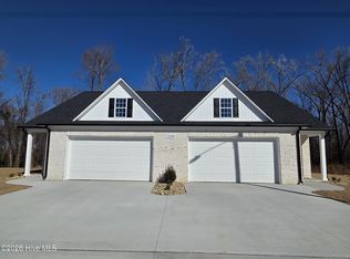 2000 Dartford Dr #A, Greenville, NC 27858
