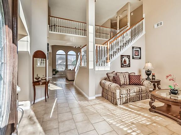 3rd image of 18410 Memorial Mist Ln