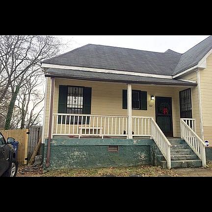 3rd image of 722 Spears Ave