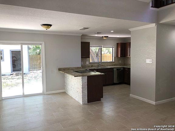 5th image of 2940 Ash Field Dr