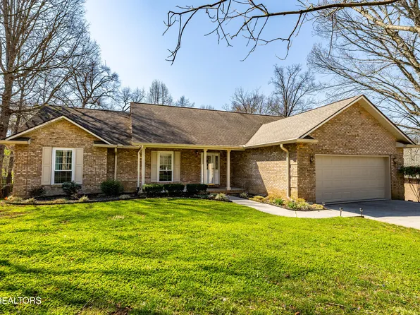 451 Timbercreek Dr, Maryville, TN 37803