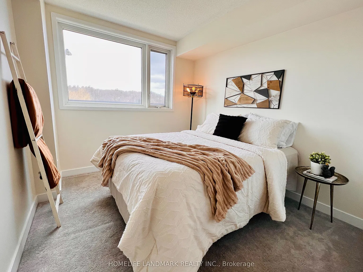 2 bed, $2,400 — Photo 3