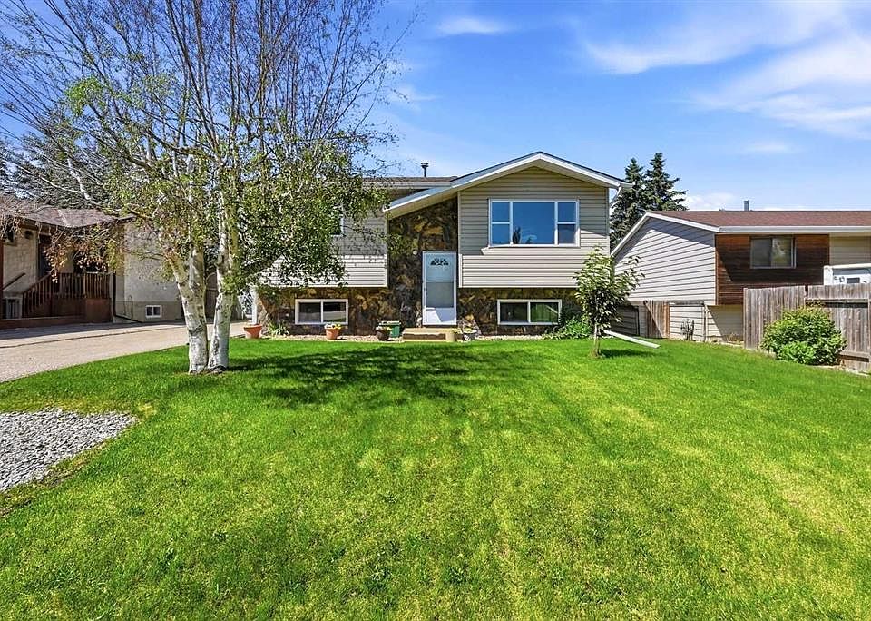 1st image of 38 E Meadowview Close