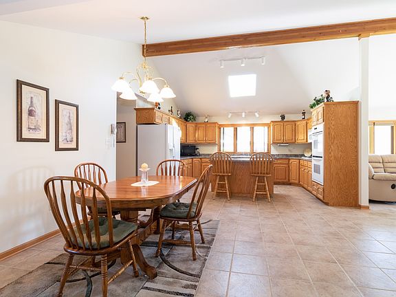 4th image of 7452 Bayfield Dr