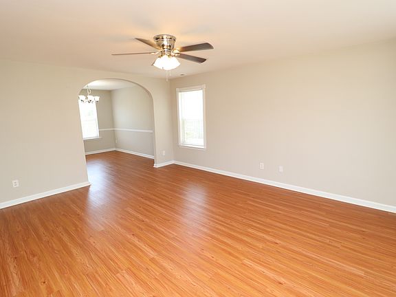 4th image of 120 Downing Bluff Dr