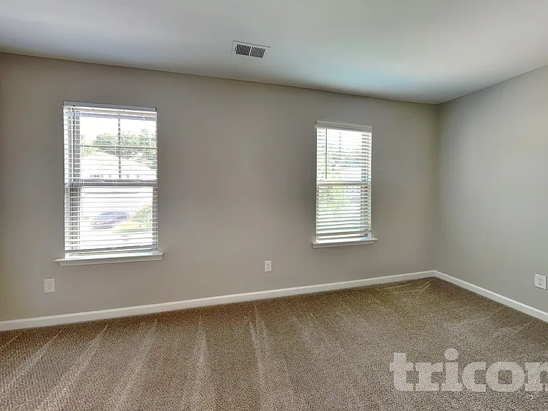 138 Spring Knoll Dr — Photo 14