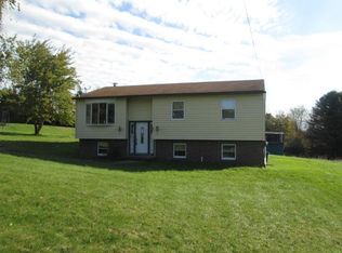 928 Hickory Rd, Du Bois, PA 15801