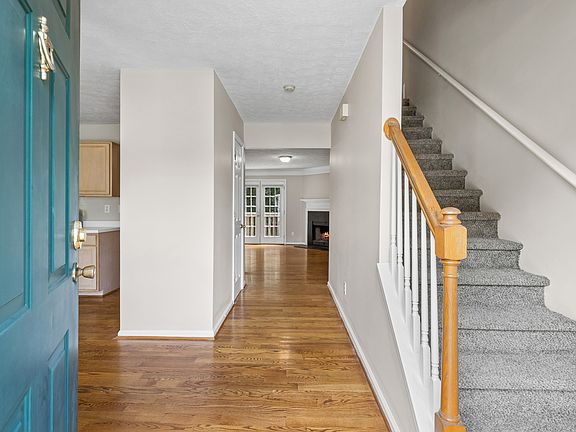 3rd image of 88 Bridge View Dr