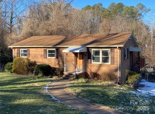 3262 Wilson Heights Dr, Hildebran, NC 28637