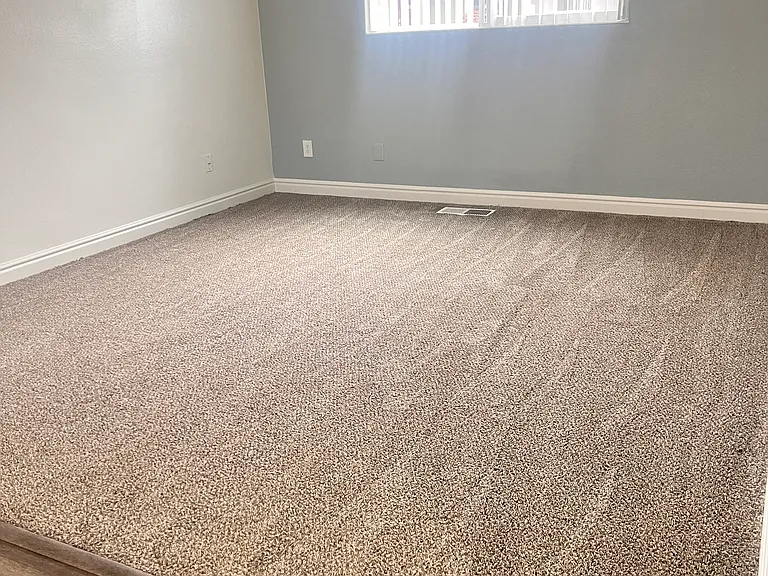 WIllowbrook Apartments — Photo 31