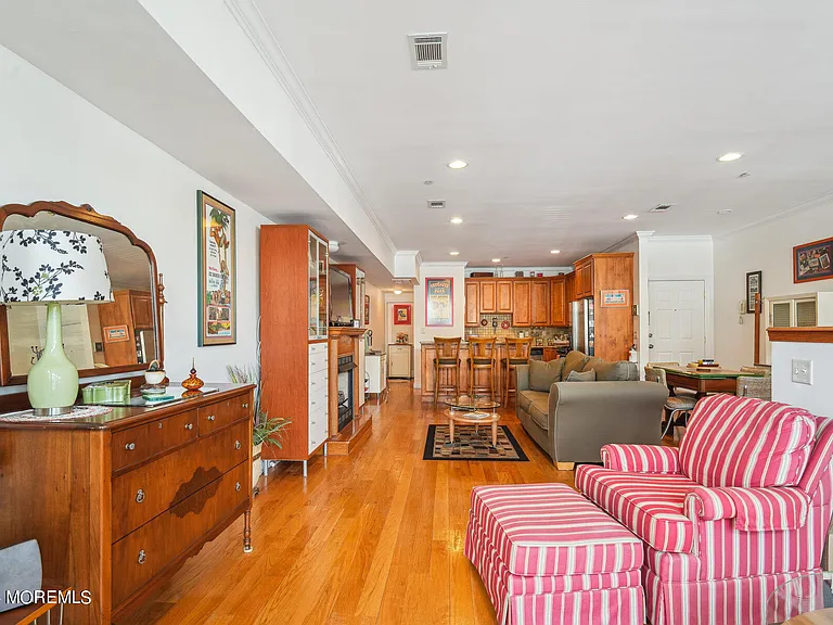716 Cookman Ave #201-A — Photo 15