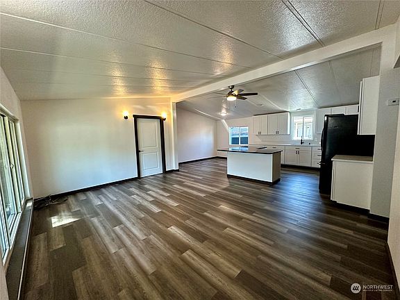4th image of 602 29th Street SE #35