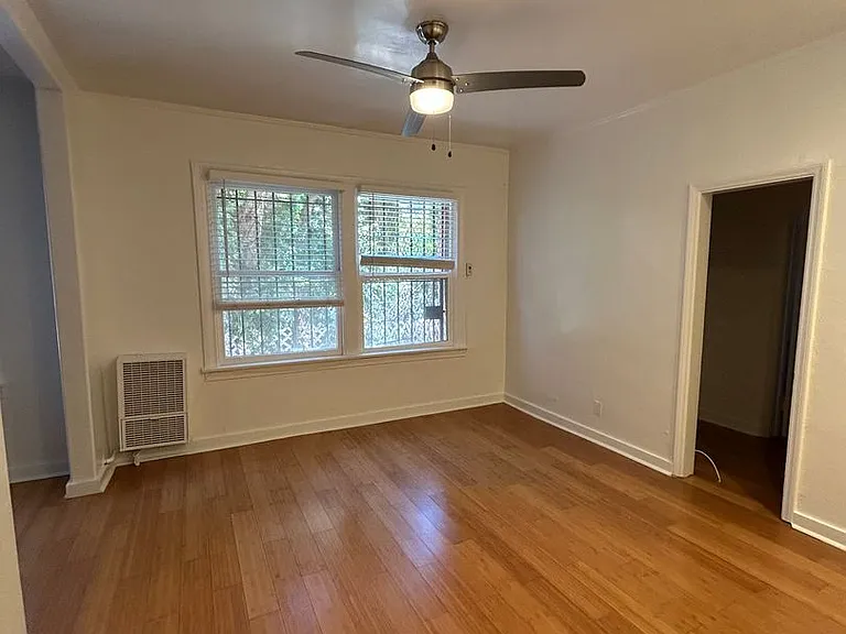 Val D' Kingsley LLC — Photo 23