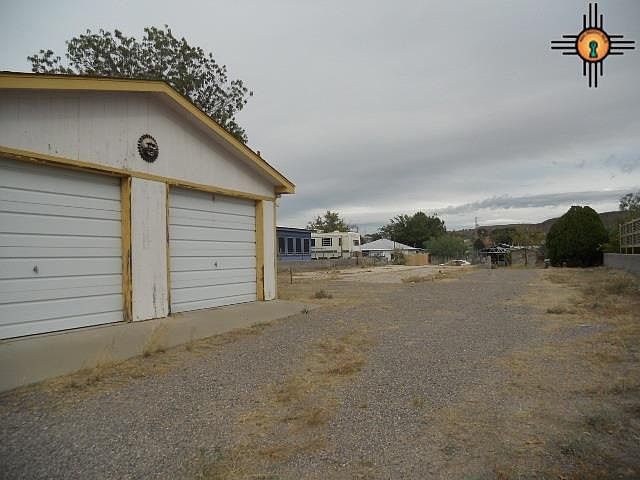 1st image of 412 N Magnolia St
