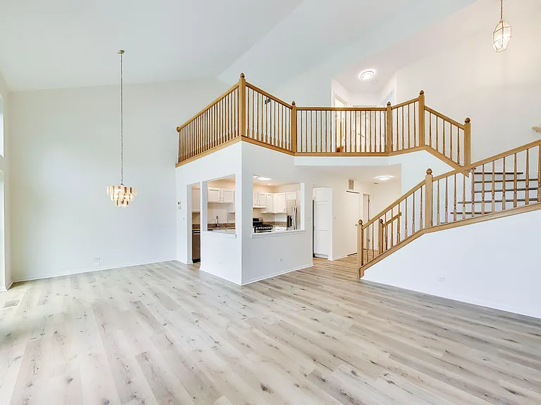 312 E Tall Oaks Ln — Photo 17